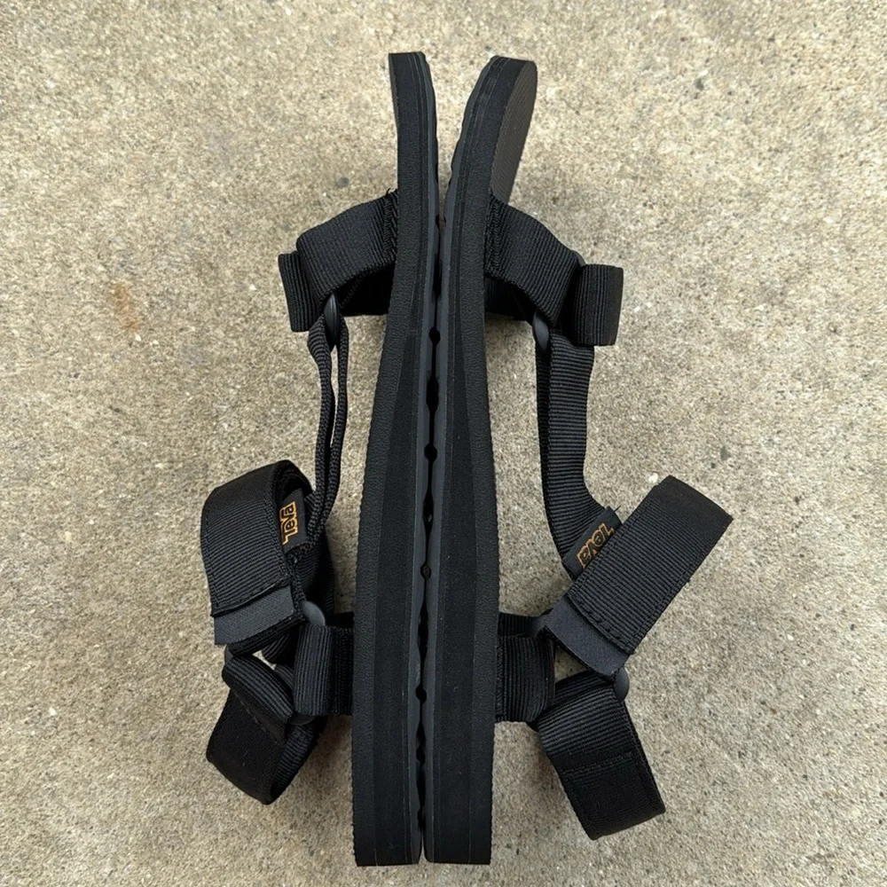 Teva Black Men's Outdoor Strap Sandals